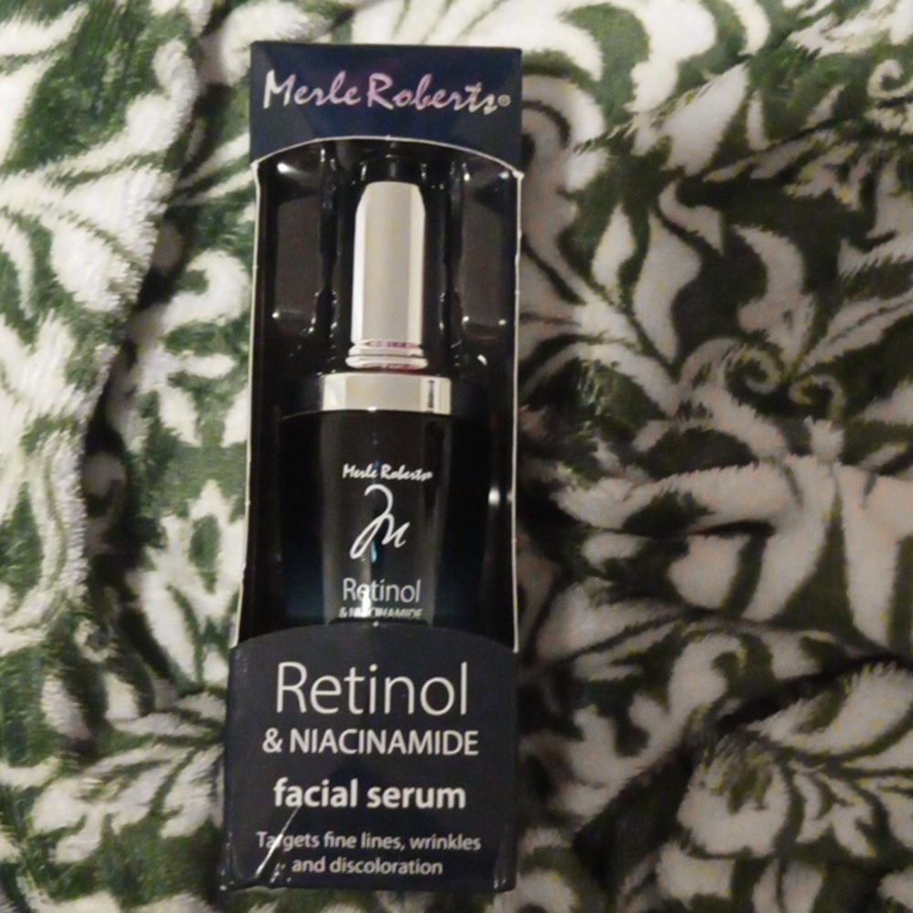 Merle Roberts Retinol Skincare Serum